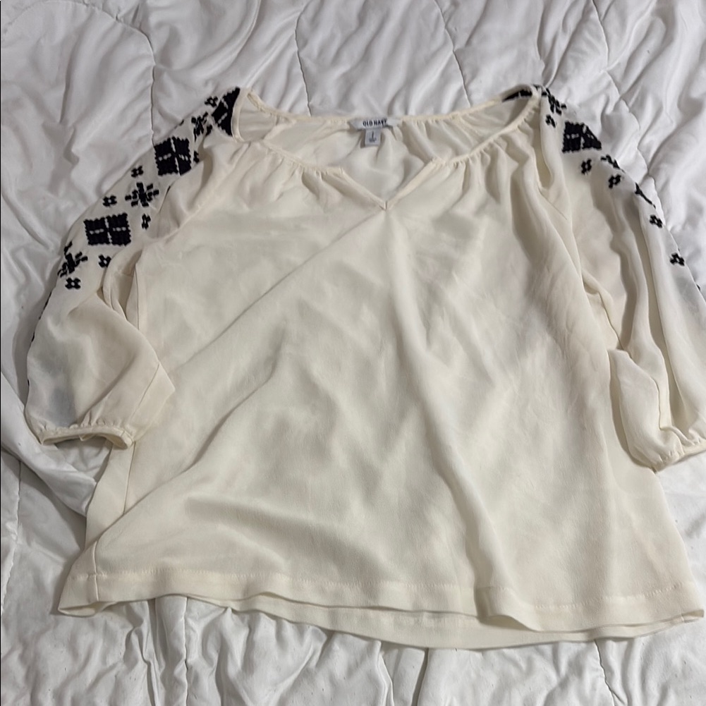 Old Navy Relaxed Cream And Black Blouse